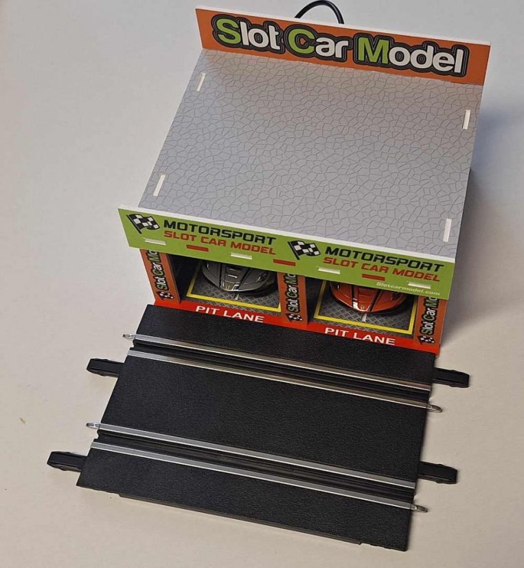 Budova pro autodráhu 1:43 - Depo s osvětlením