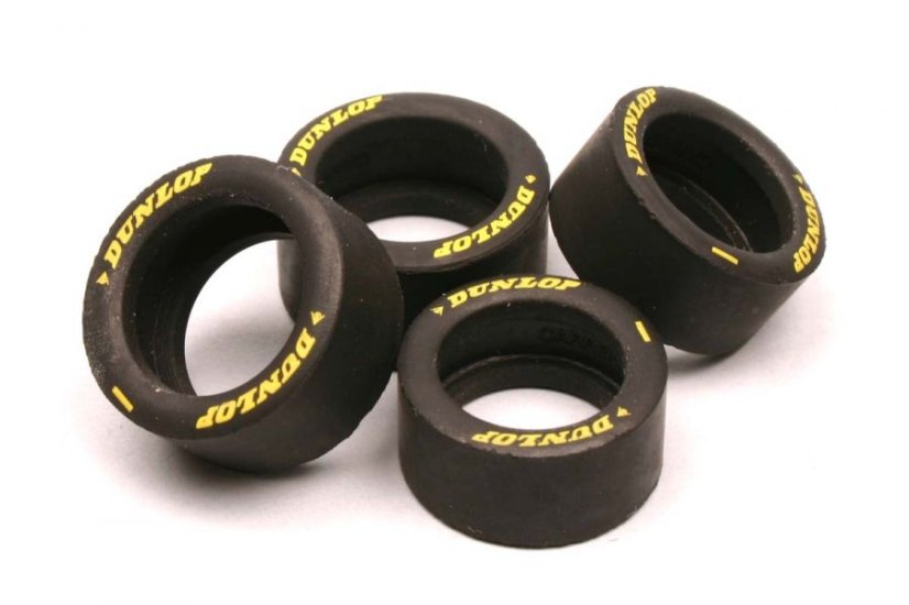 Pneumatiky Carrera BMW M3