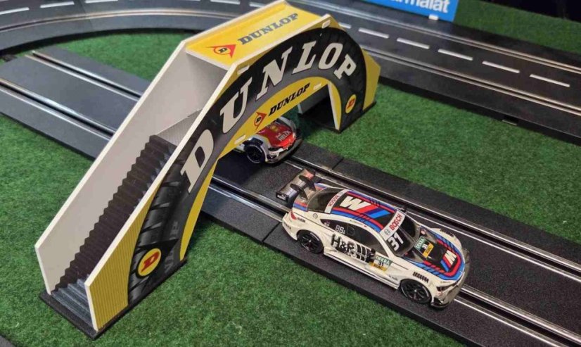 Most / přechod přes trať Dunlop pro autodráhu 1:43