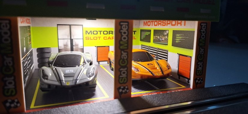 Budova pro autodráhu 1:43 - Depo s osvětlením