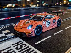 Auto Carrera D132 - 32127 Porsche 911 GT3 R
