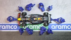 Figurky 1:43 - Mechanici Pit stop velká sada 10 ks - modrá
