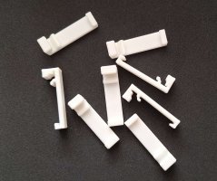 Držáky mantinelů výšky 28 mm pro Carrera GO/GO+