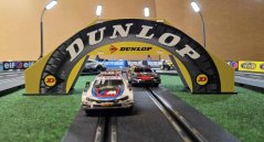Most / přechod přes trať Dunlop pro autodráhu 1:43