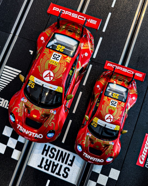 Auto Carrera D132 - 32065 Porsche 911 GT3 R